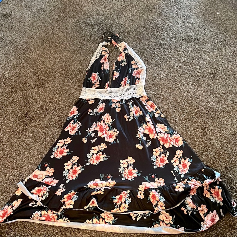 Maxi backless dress